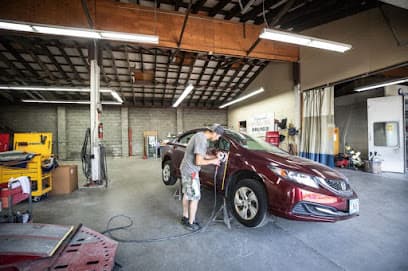 professional-auto-body-paint-inc-portland - Auto Repair Shop