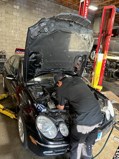 a-to-z-auto-care-cleveland - Auto Repair Shop