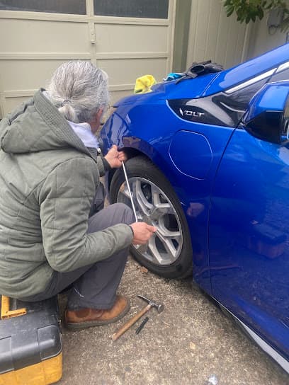 pop-a-dent-service-paintless-dent-repair-portland - Auto Repair Shop