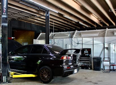 r-works-collision-autoglass-suspension-sanantonio - Auto Repair Shop