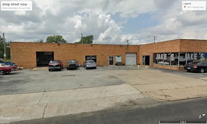 j-r-collision-center-stlouis - Auto Repair Shop
