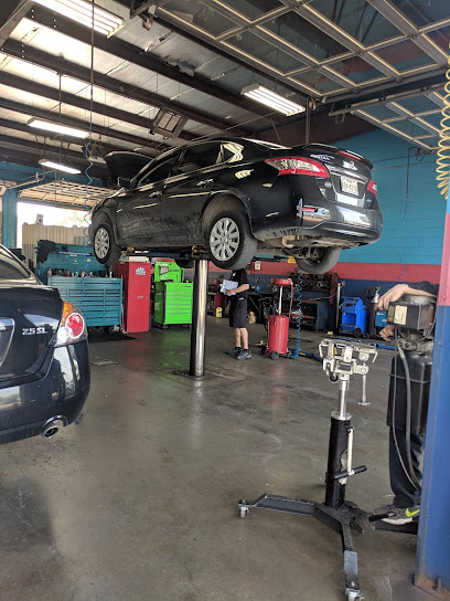 austins-automotive-specialists-austin - Auto Service Shop