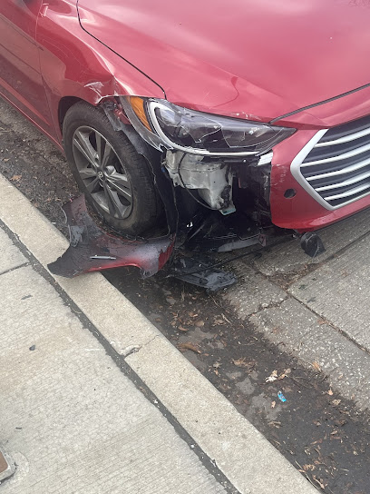 phils-auto-body-chicago - Auto Service Shop
