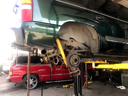 river-oaks-car-care-dallas - Auto Service Shop