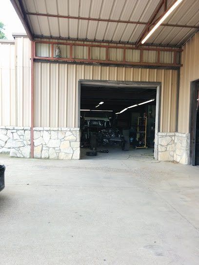 winstead-paint-body-shop-dallas - Auto Service Shop