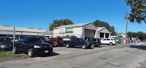 poutous-collision-and-mechanical-houston - Auto Service Shop