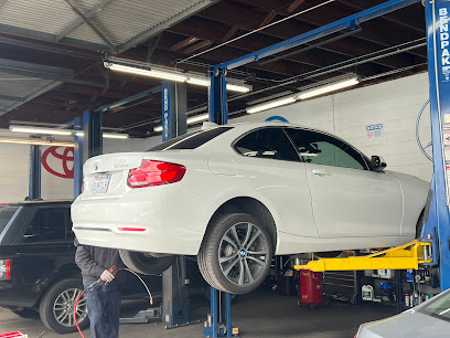 georges-german-auto-repair-losangeles - Auto Service Shop