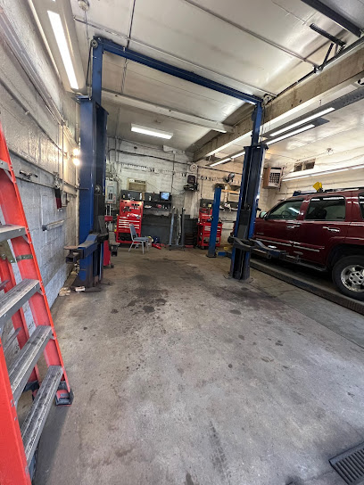 solano-s-auto-repair-llc-minnesota - Auto Service Shop