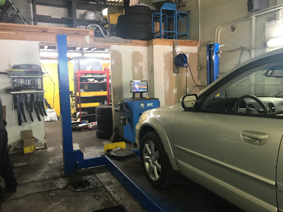 carlos-alba-auto-repair-newyork - Auto Service Shop
