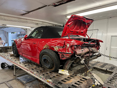 diamond-auto-body-shop-brooklyn-newyork - Auto Service Shop