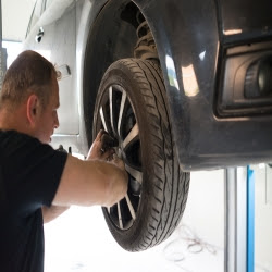 foreign-specialists-sanantonio - Auto Service Shop