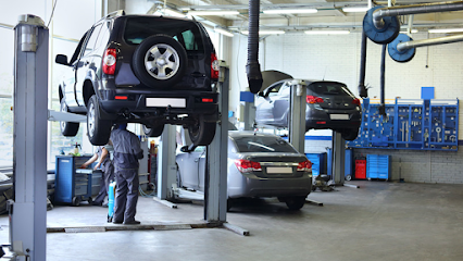 hillco-auto-truck-repair-stlouis - Auto Service Shop