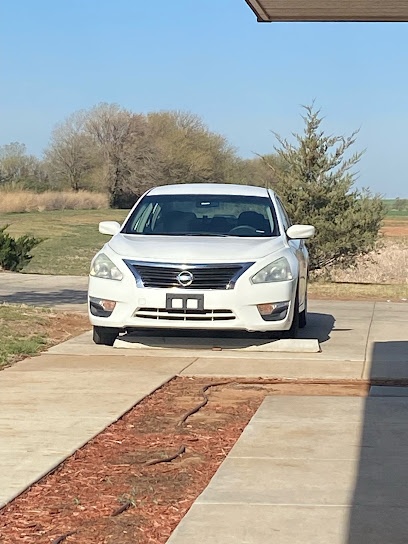 luke-s-grease-monkey-wichita - Auto Service Shop