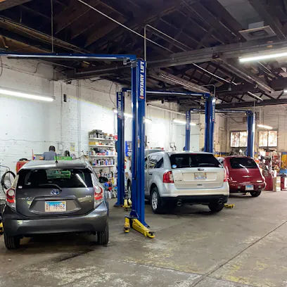 Fred's Wrigleyville Garage & Auto Repair