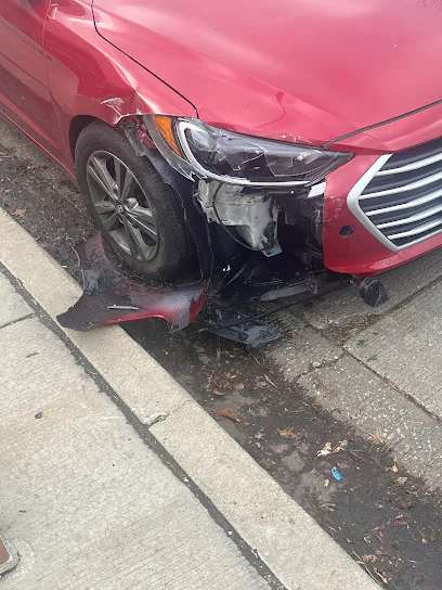Phil's Auto Body