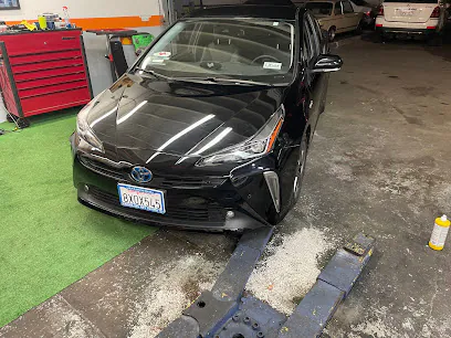 Radius auto body