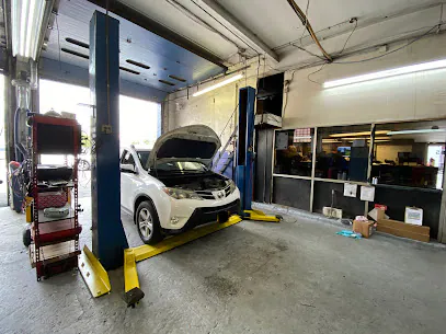 Hunts Point Auto Sales & Service